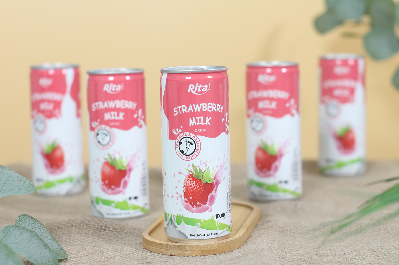 Best natrual Strawberry juice with real milk drink RITA brand 