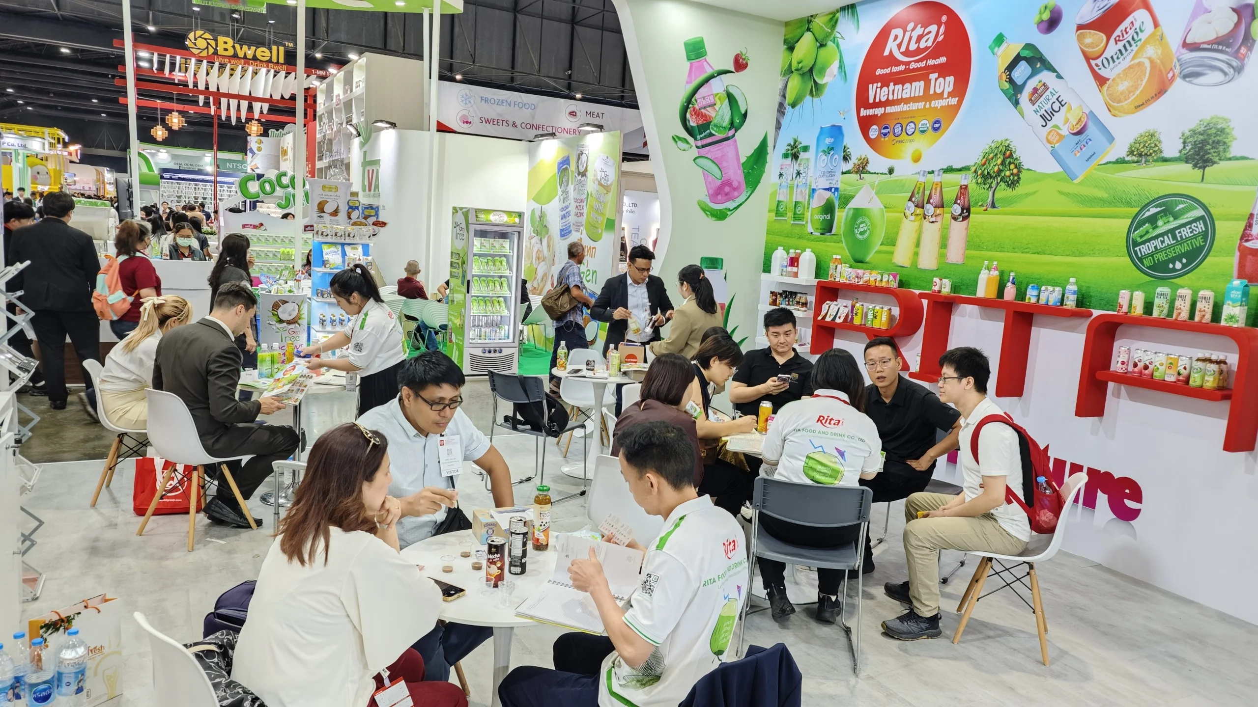 Customers visit Rita Company Thaifex Exhibition 2024 Customers visit Rita Company Thaifex Exhibition 2024