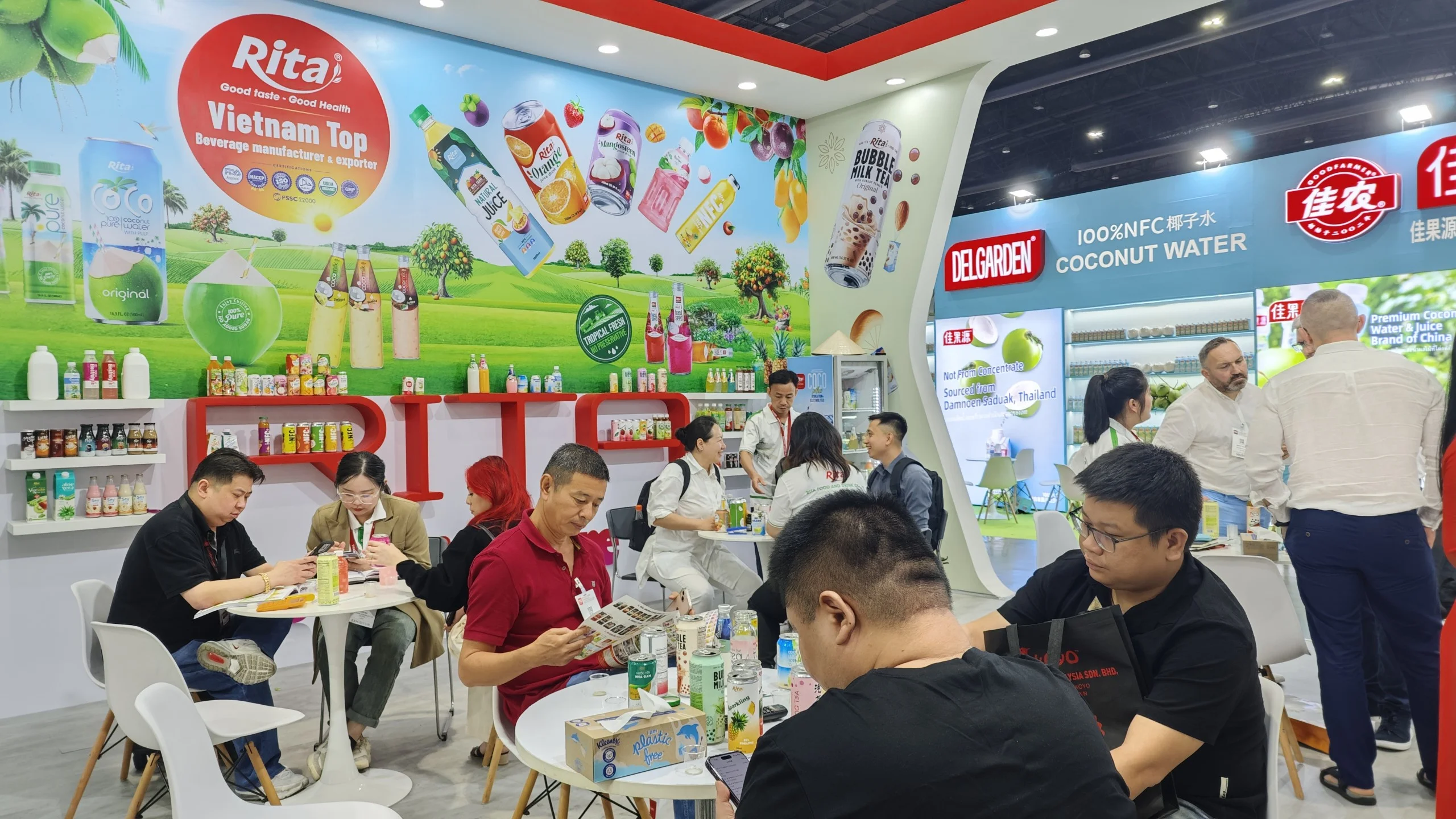 Customers visit Rita booth Thaifex 2024 Customers visit Rita booth Thaifex 2024