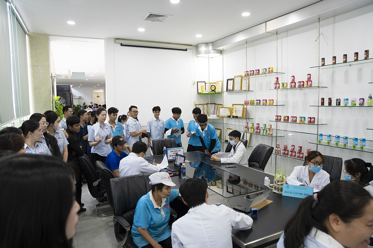 Rita Organizes Employee Health Check Program 3