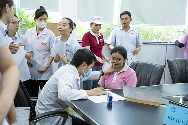 Rita Organizes Employee Health Check Program 6