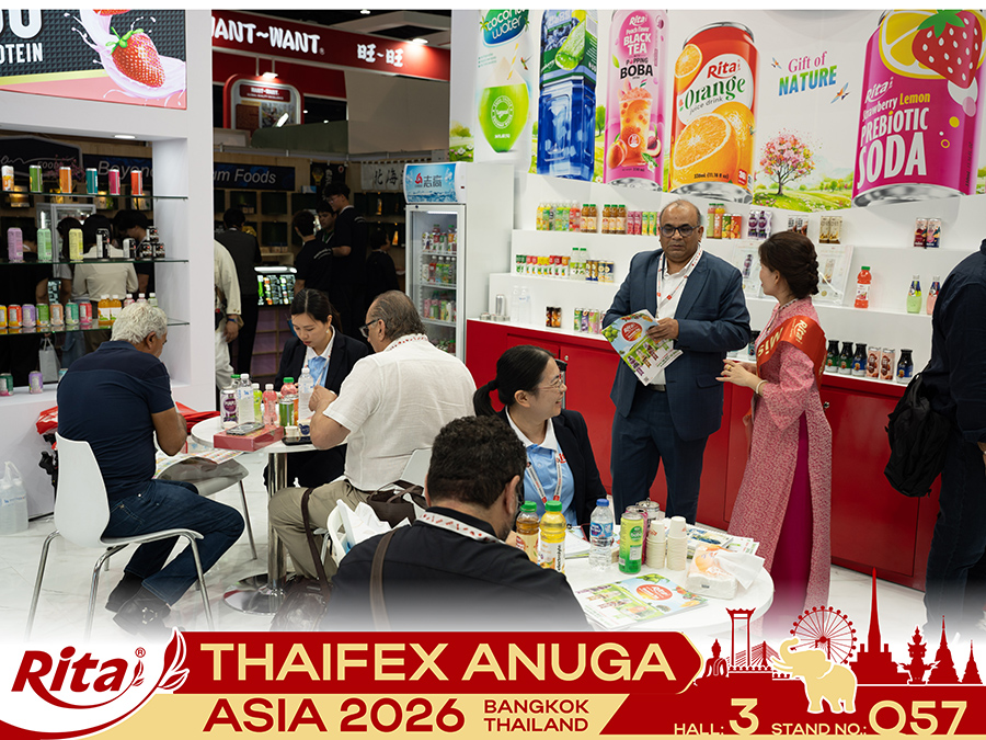 Vibrant Atmosphere and First Impressions at the Exhibition 2